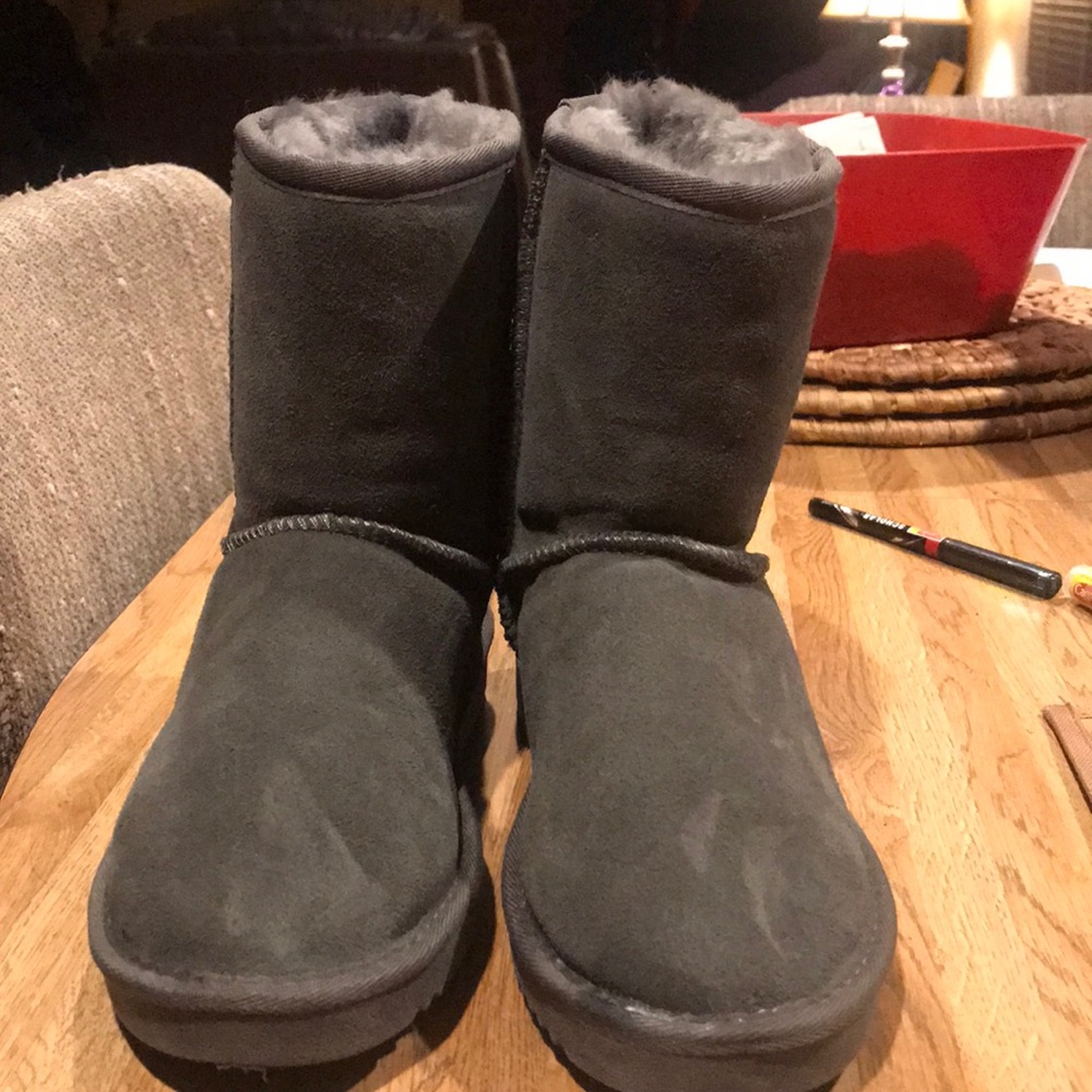 Grey Boots!(size 7)